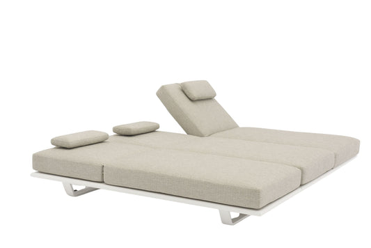 Sunlounger(with 1 Headrest)